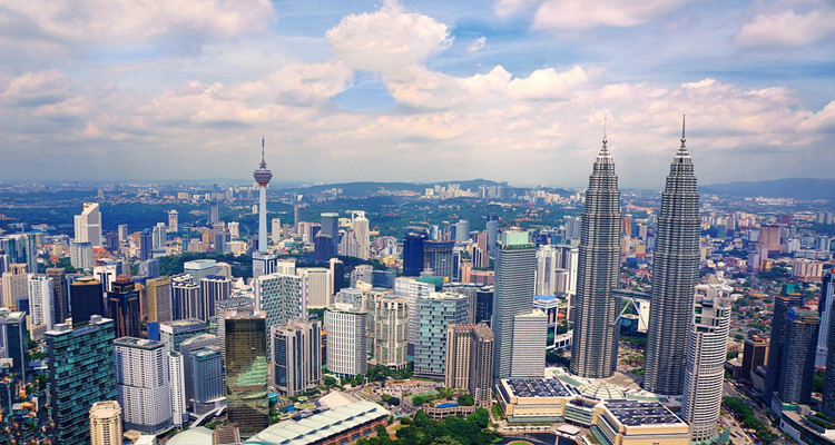 北京新马纯玩7日游,滨海湾花园,黑风洞彩虹梯,双峰塔外观,马来西亚升级三晚五钻酒店