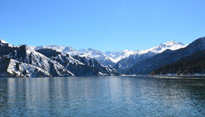 北京北疆全景旅游12日游 北疆+伊犁+禾木,杜库公路 赛里木湖 喀纳斯