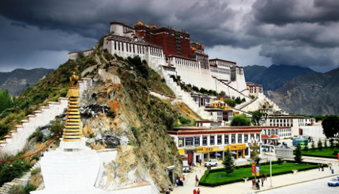 北京西藏旅游全景11日游 拉萨|林芝|羊湖·品质纯玩|布达拉宫|甲琼拉康-巴松措|雅鲁藏布大峡谷