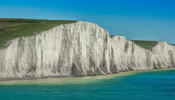 北京英爱精品16日游 国航北京直飞 大英博物馆 牛津剑桥双学府 七姐妹悬崖 苏格兰高地深度 爱尔兰深度游